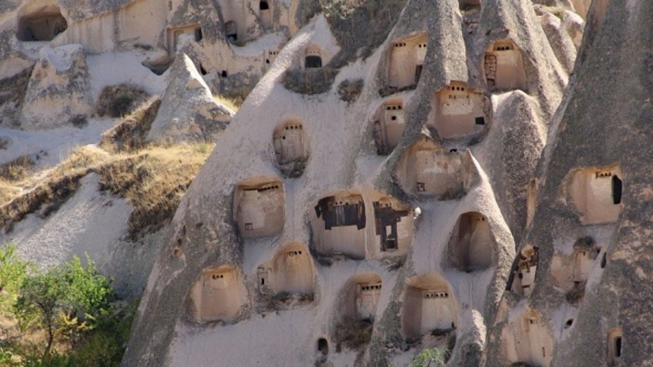 Kapadokya'nın güvercinlikleri de objektiflik