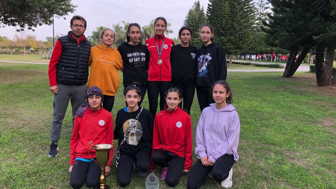 Nevşehir Belediyesi Küçük Kızlar Atletizm Takımı Türkiye 2.’Si Oldu