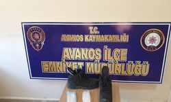 Botunun içerisinde uyuşturucu kuryeliği yapan şahıs yakalandı