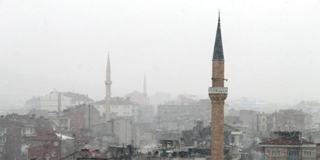 Nevşehir’de kar ve sis etkili oluyor