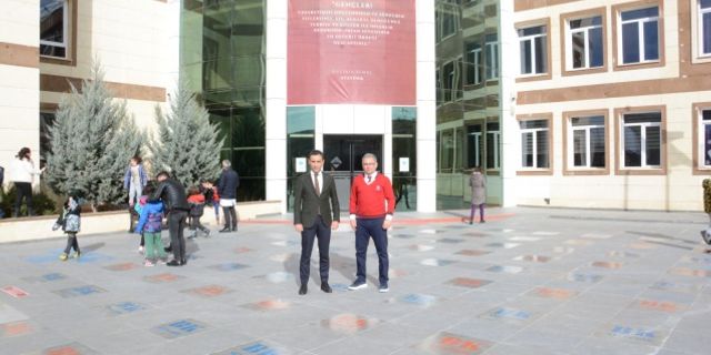 Gençlik ve Spor İl Müdürü Muhsin Özdemir, Bahçeşehir Koleji Nevşehir Kampüsü'nü Ziyaret Etti