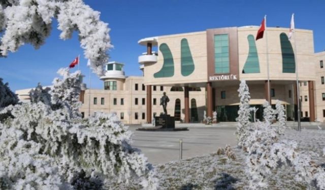 Nevşehir Hacı Bektaş Veli Üniversitesi eğitime bir gün ara verdi