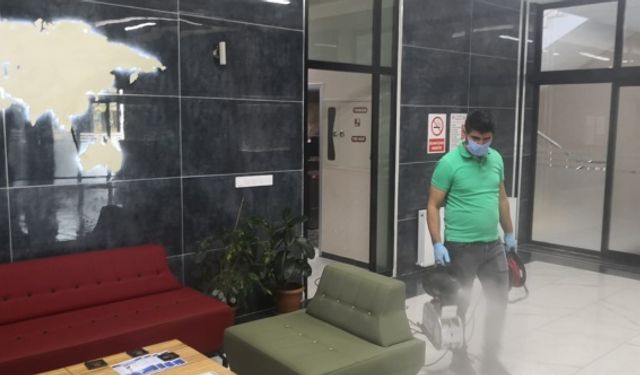 Bahçeşehir Koleji Rutin Olarak Dezenfekte Ediliyor