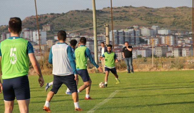 Kırmızı Beyazlı Ekibe Öcal’dan Günde Çift Antrenman