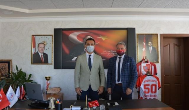 Bahçeşehir Koleji Nevşehir Kampüsü'nden Gençlik ve Spor İl Müdürü Muhsin Özdemir'e Ziyaret