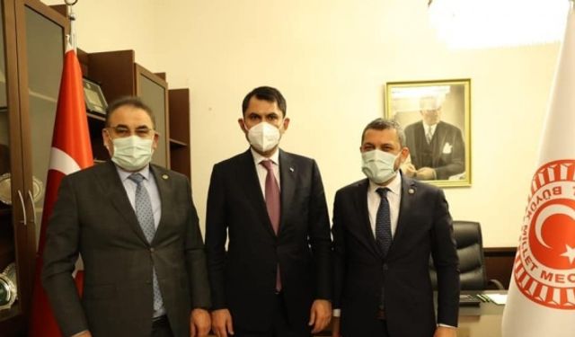 AK Parti milletvekilleri Açıkgöz ve Menekşe’den Bakan Kurum’a teşekkür