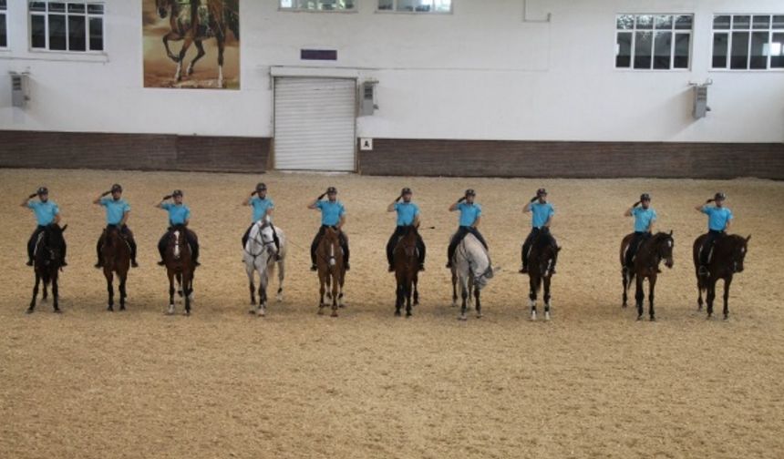 JAKEM’de eğitilen atlar Türkiye’nin çeşitli illerinde emniyet ve asayişi sağlıyor